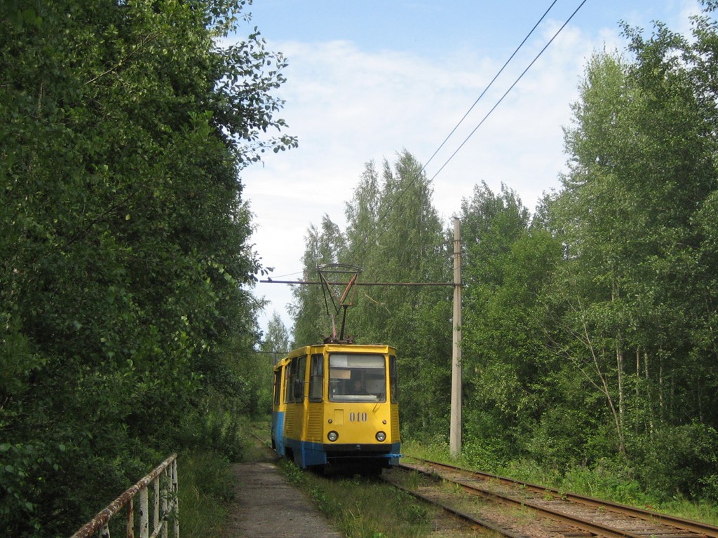 Новополоцк, 71-605 (КТМ-5М3) № 010