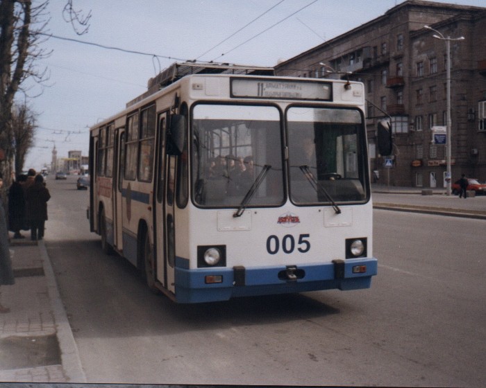 Запорожье, ЮМЗ Т2 № 005