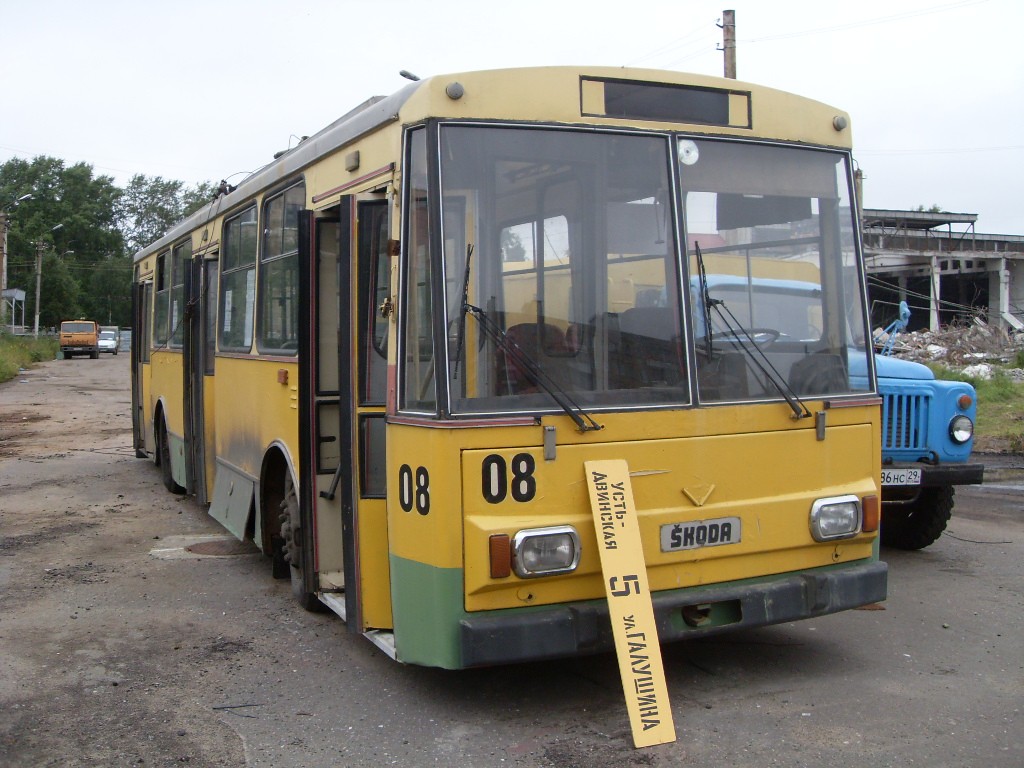 Архангельск, Škoda 14Tr08/6 № 08