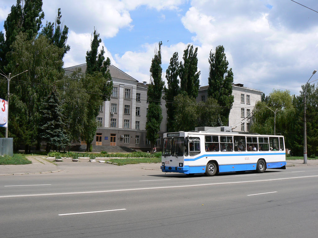 Кривой Рог, ЮМЗ Т2 мод. 7 № 654