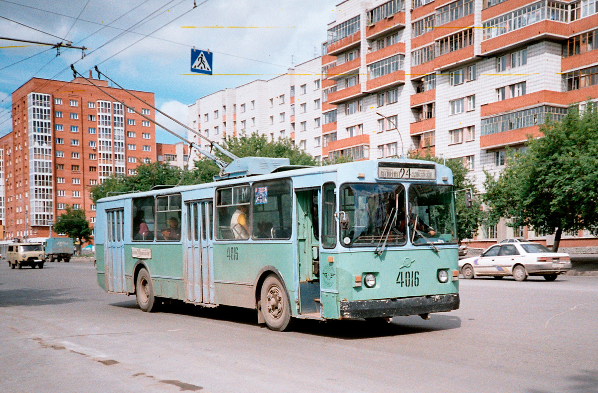 Novossibirsk, ZiU-682V [V00] N°. 4016