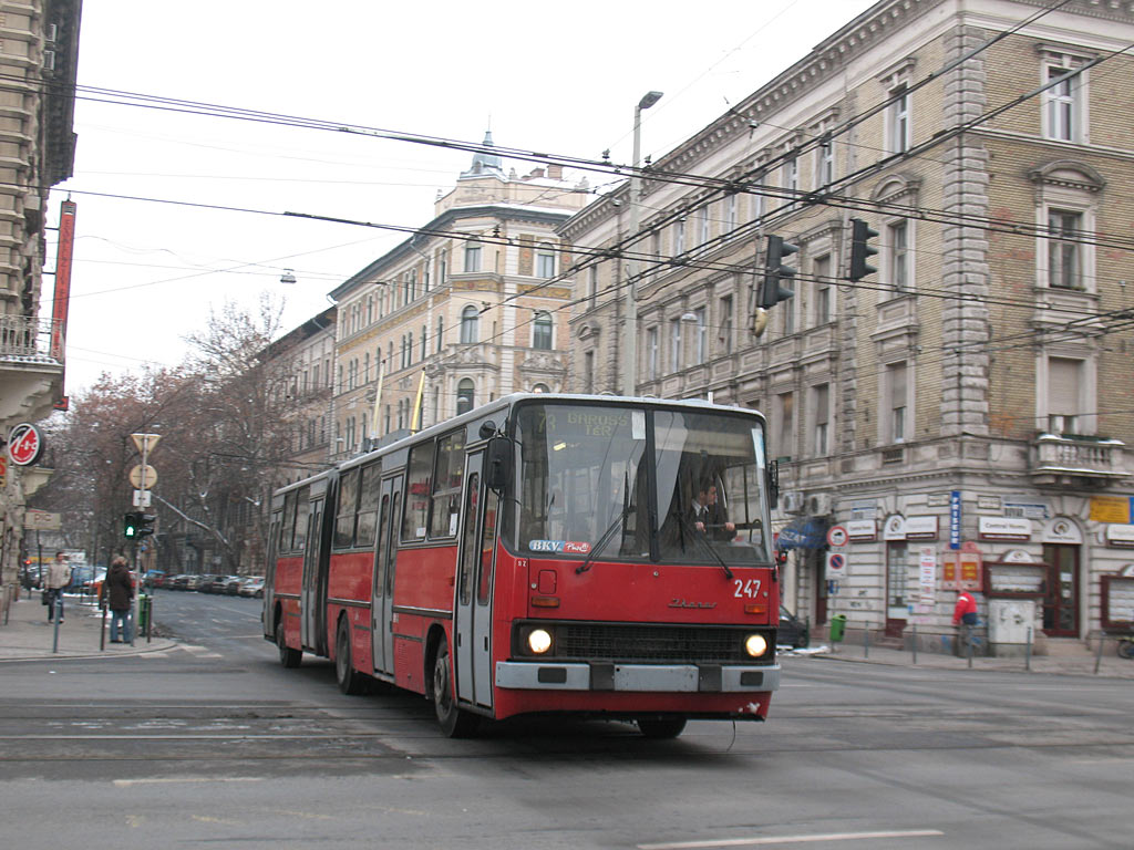 Будапешт, Ikarus 280.94 № 247