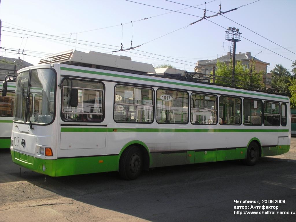Челябинск, ЛиАЗ-5280 (ВЗТМ) № 1017