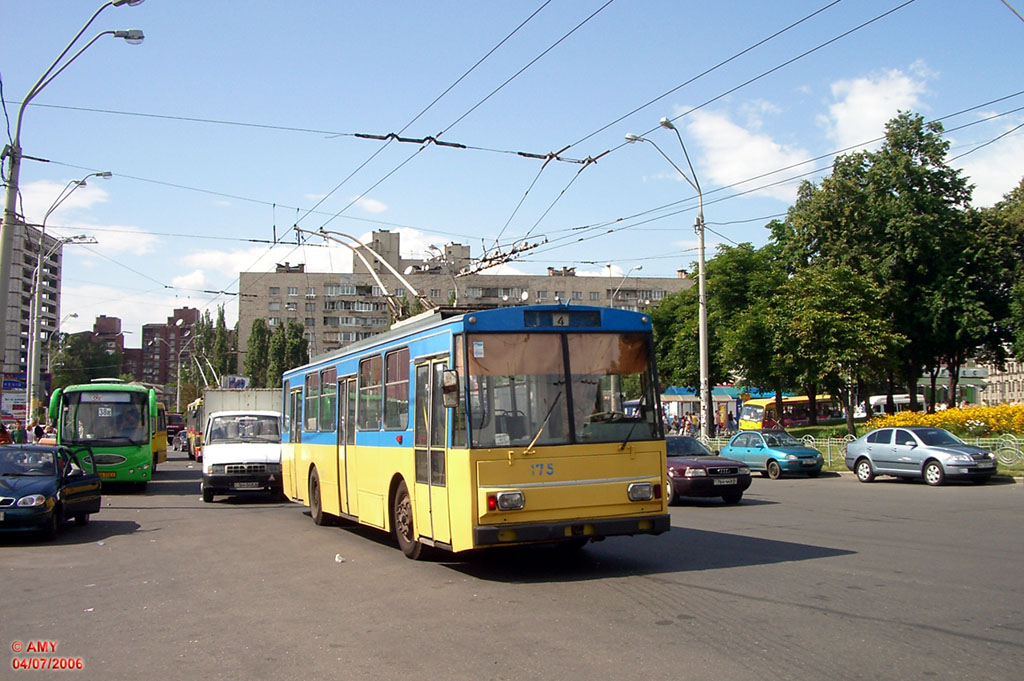 Kijev, Škoda 14Tr02/6 Br. 175
