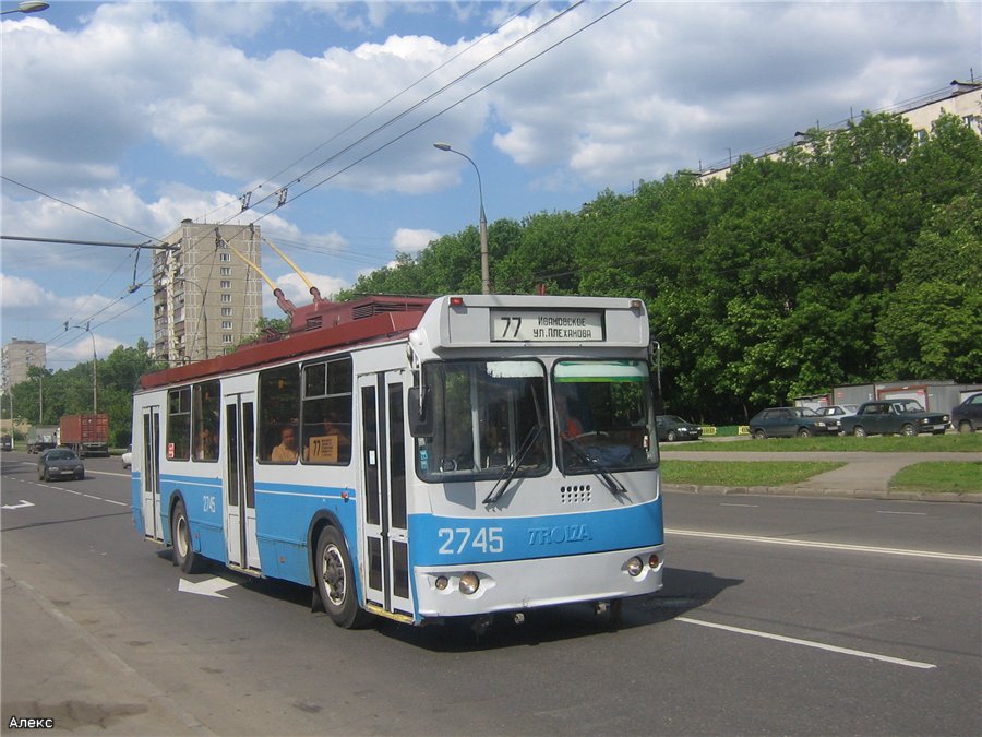 Москва, ЗиУ-682Г-016.02 (с широкой 1-й дверью) № 2745