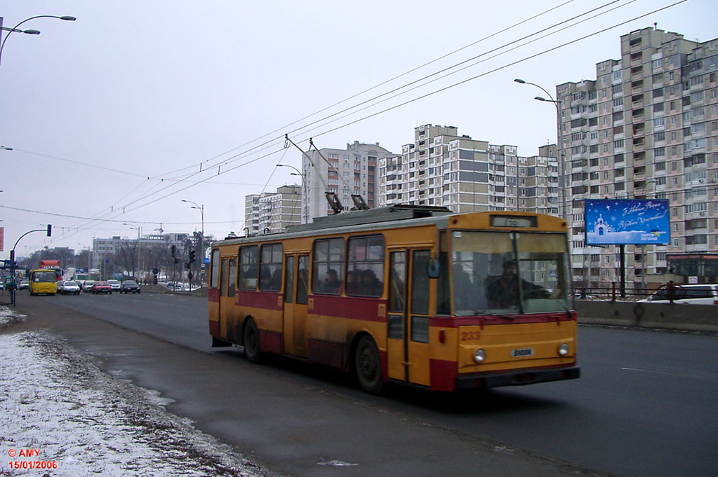 Киев, Škoda 14Tr02 № 233