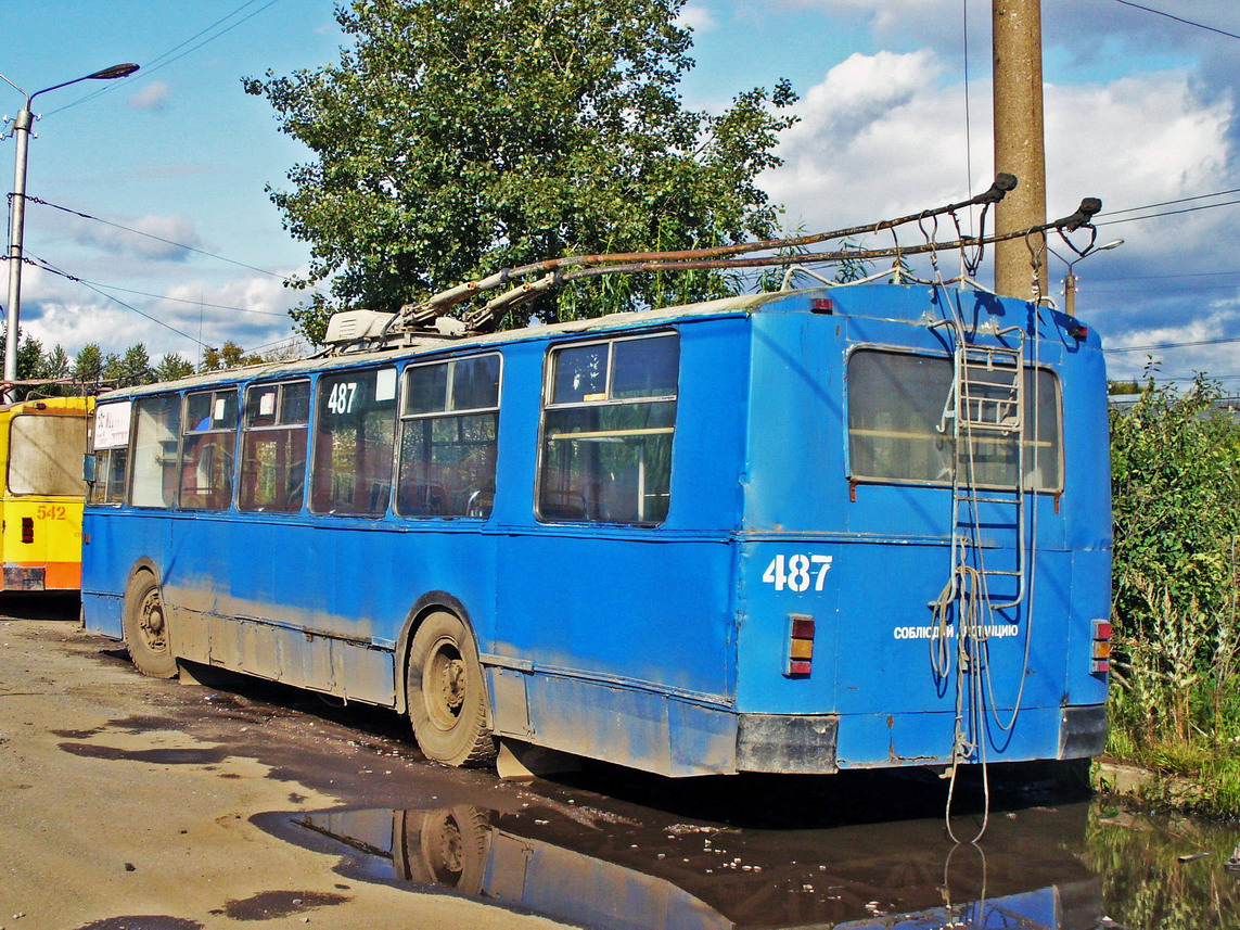 Kirov, ZiU-682V [V00] Br. 487