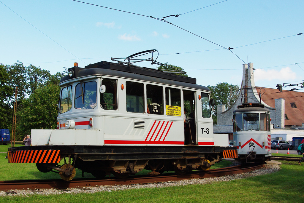 Таллин, Двухосный моторный вагон № Т-8