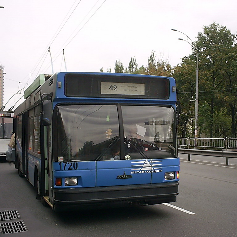 Киев, МАЗ-103Т № 1720