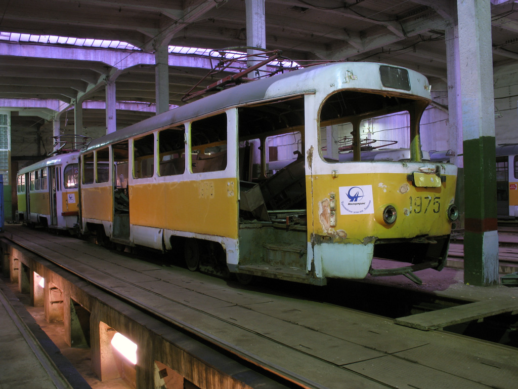 Москва, Tatra T3SU № 1975