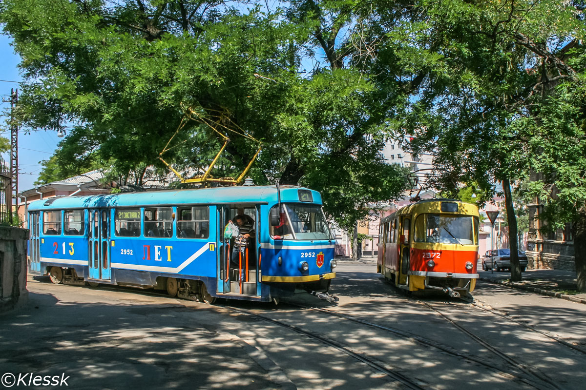 Odessa, Tatra T3R.P № 2952; Odessa, Tatra T3SU № 2972