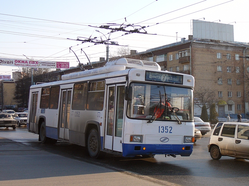 Izhevsk, BTZ-52761А # 1352