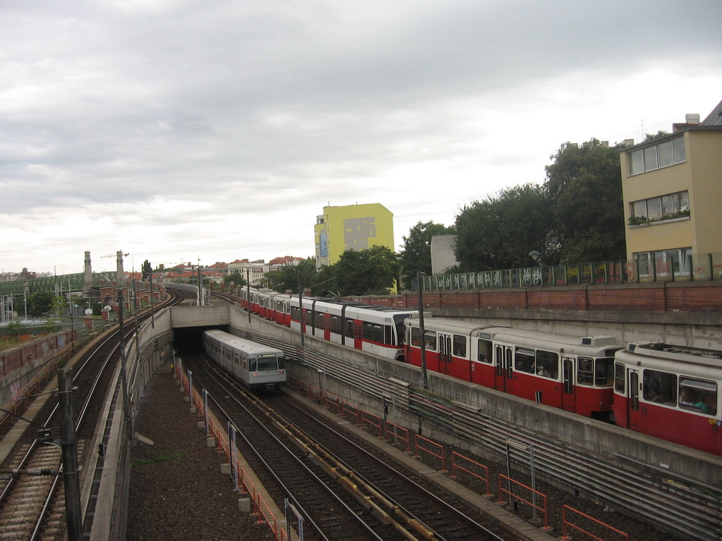 Вена — U-Bahn — линия U4; Вена — U-Bahn — линия U6