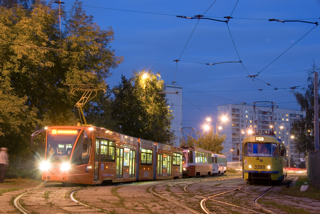 Москва, 71-630 № 3100; Москва, МТТЧ № 3399