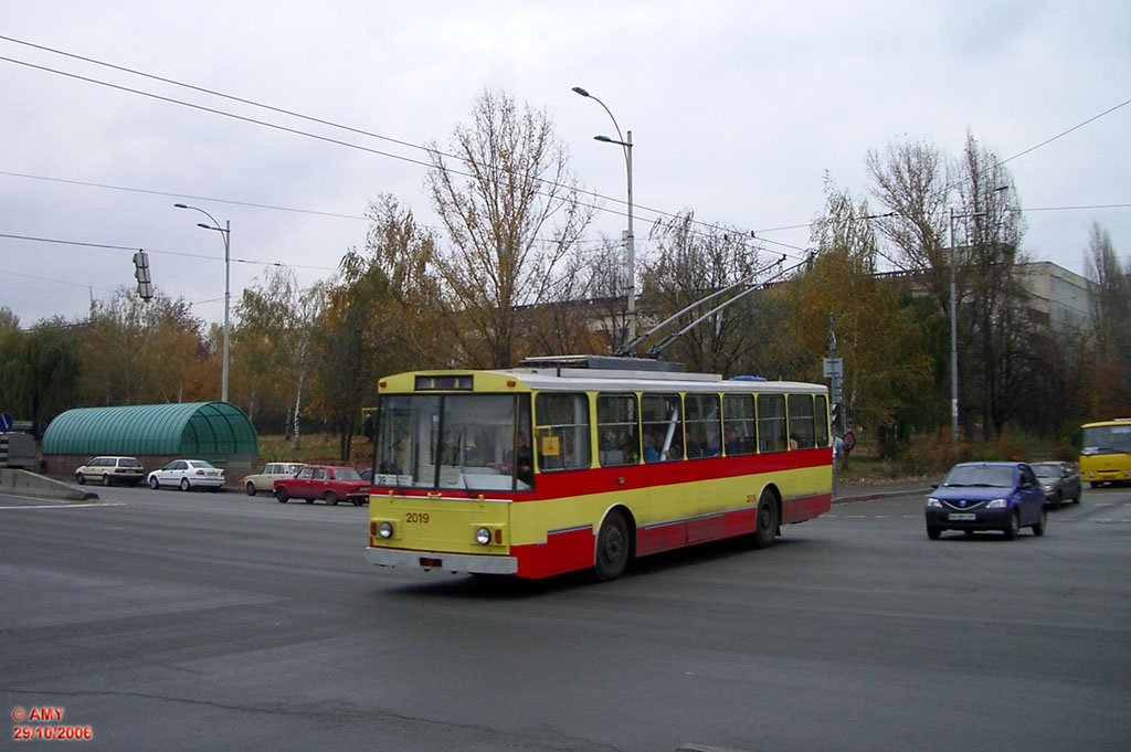 კიევი, Škoda 14Tr02/6 № 2019