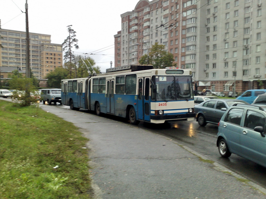 Киев, ЮМЗ Т1 № 2435