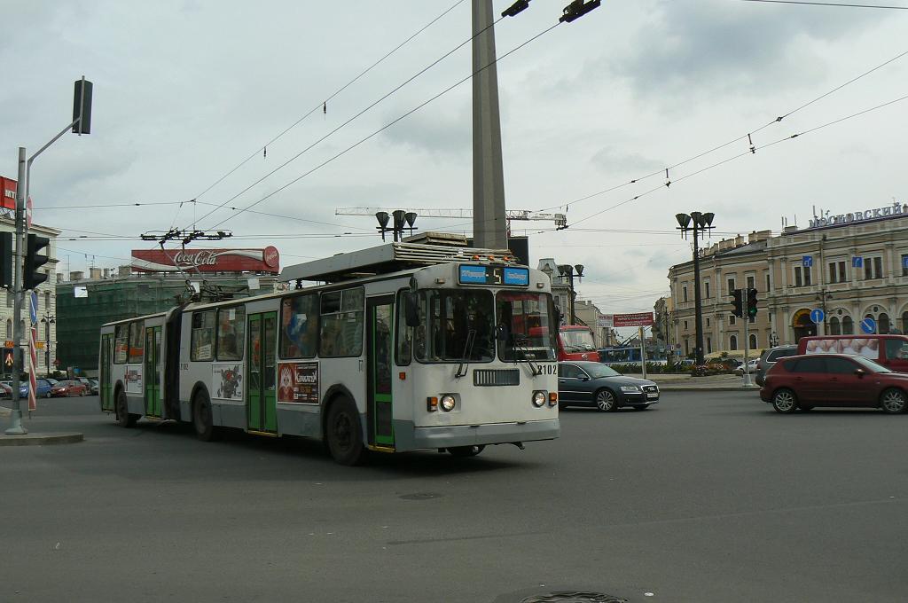 Санкт-Петербург, ЗиУ-683БМ1 № 2102