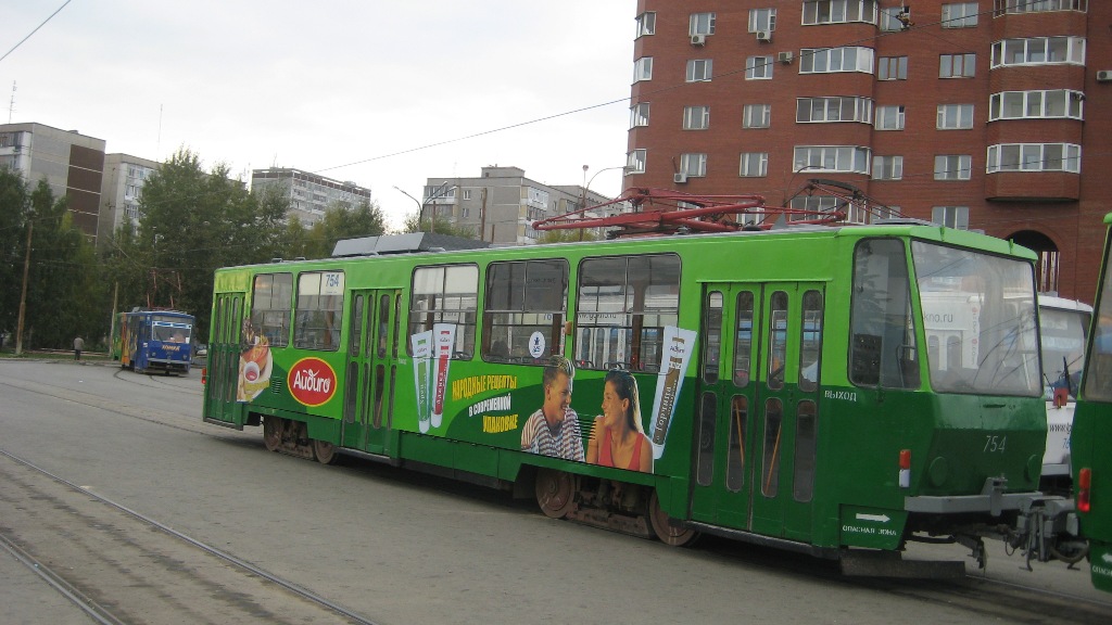 Екатеринбург, Tatra T6B5SU № 754