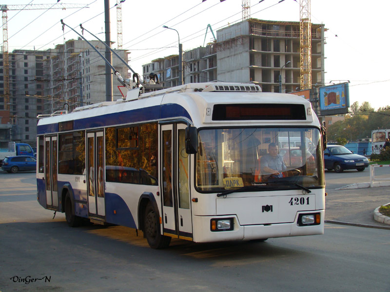 Санкт-Петербург, БКМ 321 № 4201