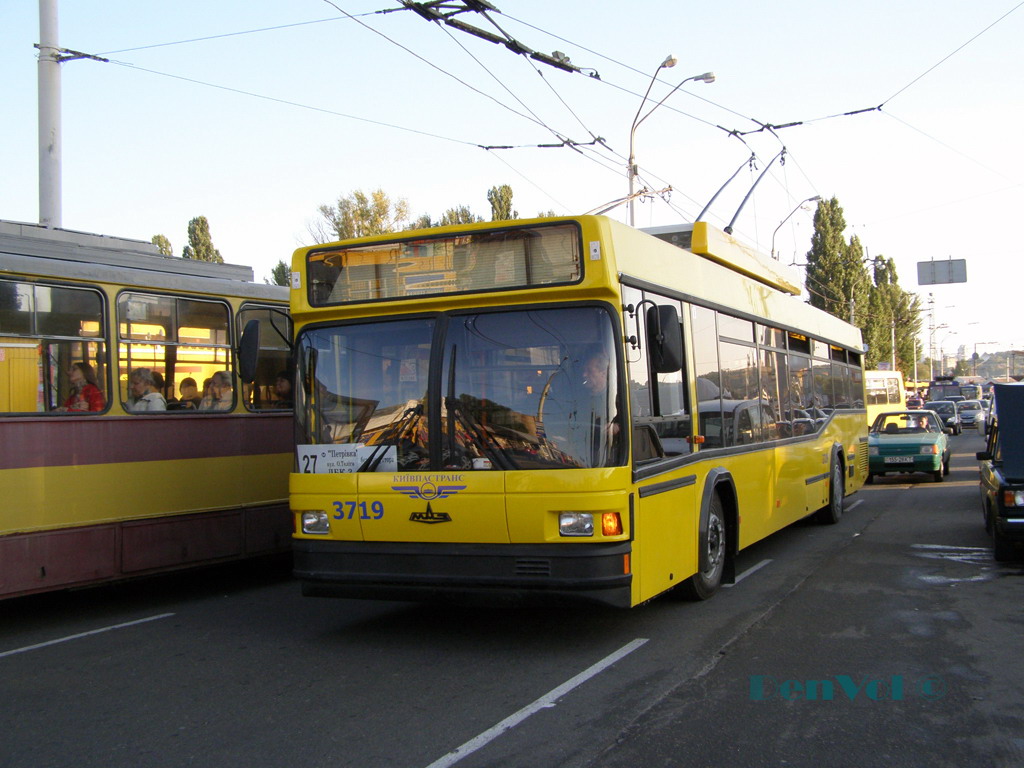 Kyiv, MAZ-ETON T103 # 3719