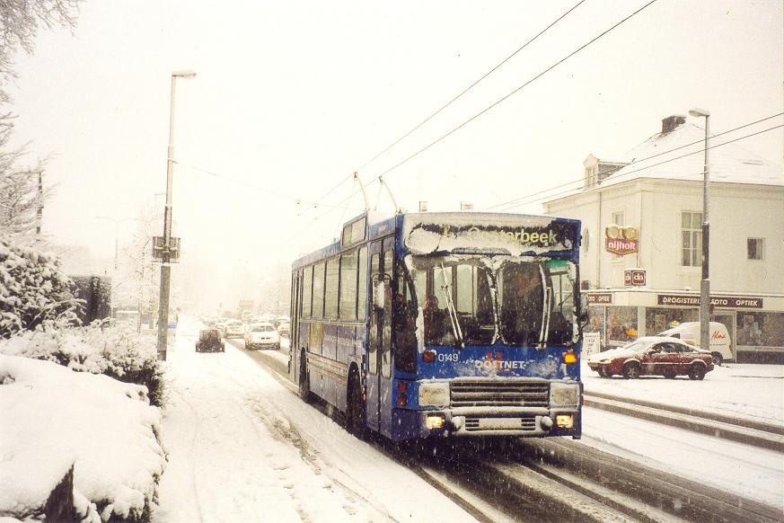 Арнем, DAF Den Oudsten B79T-KM560 / Kiepe № 0149