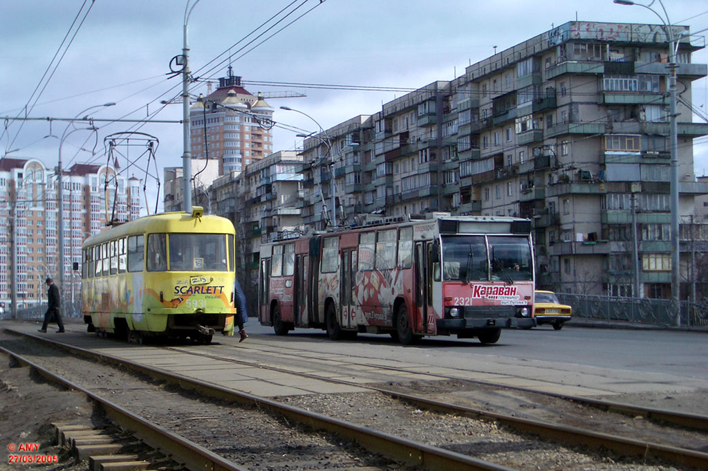 Киев, Tatra T3SU № 5931; Киев, DAC-217E № 2321