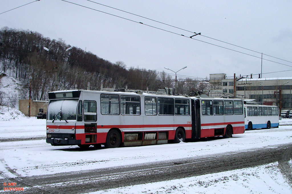 Киев, DAC 217E № 2362