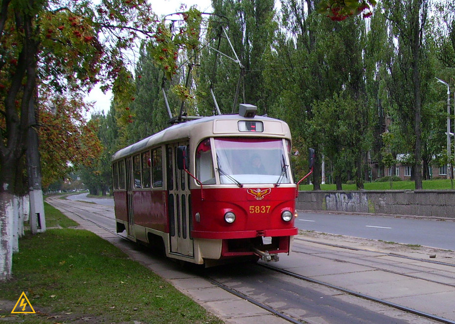 Киев, Tatra T3SU № 5837