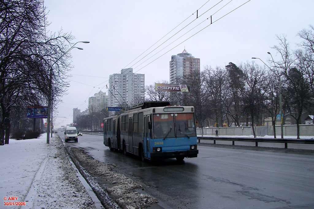 Киев, ЮМЗ Т1 № 2434