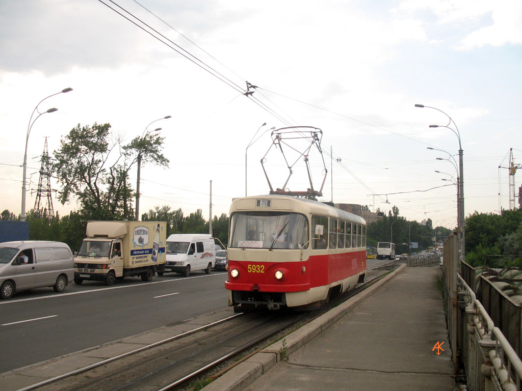 Киев, Tatra T3SU № 5932