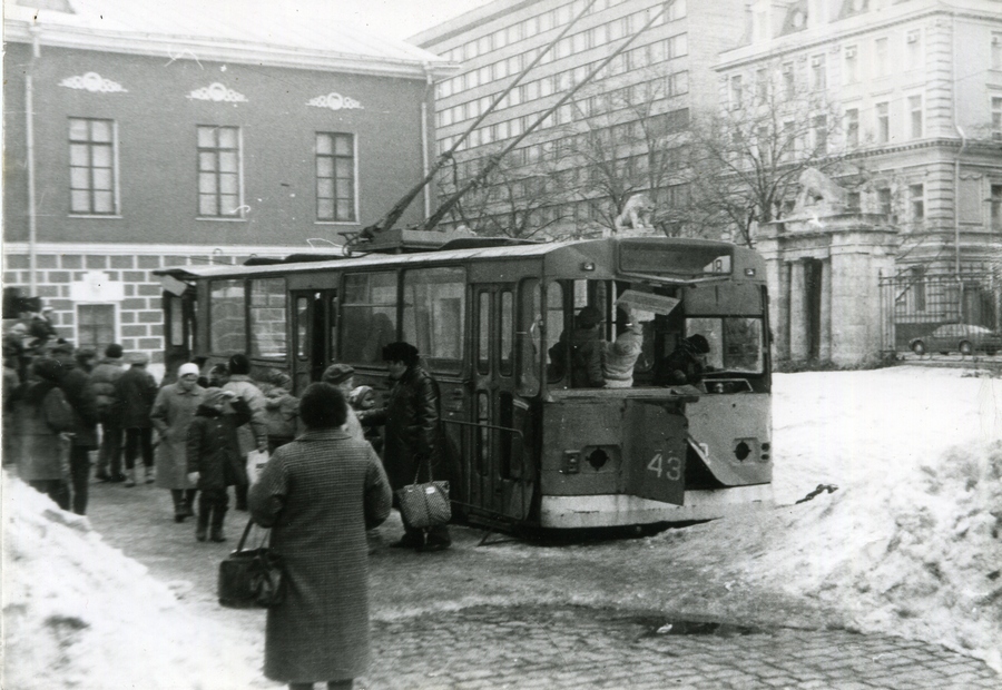 Москва, ЗиУ-682В-013 [В0В] № 4320