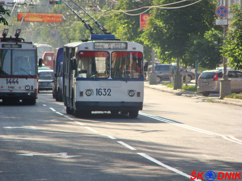 Мариуполь, ЗиУ-682Г10 № 1632