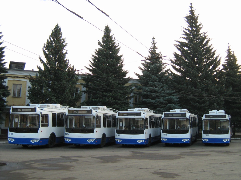 Рязань, ЗиУ-682Г-016.03 № 2114; Рязань, ЗиУ-682Г-016.03 № 2115; Рязань — Новые троллейбусы