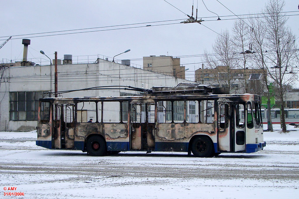 Киев, ЮМЗ Т2 № 4206
