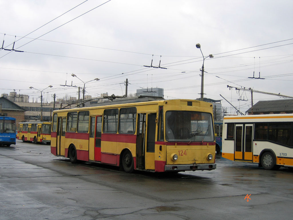 Киев, Škoda 14Tr02 № 124