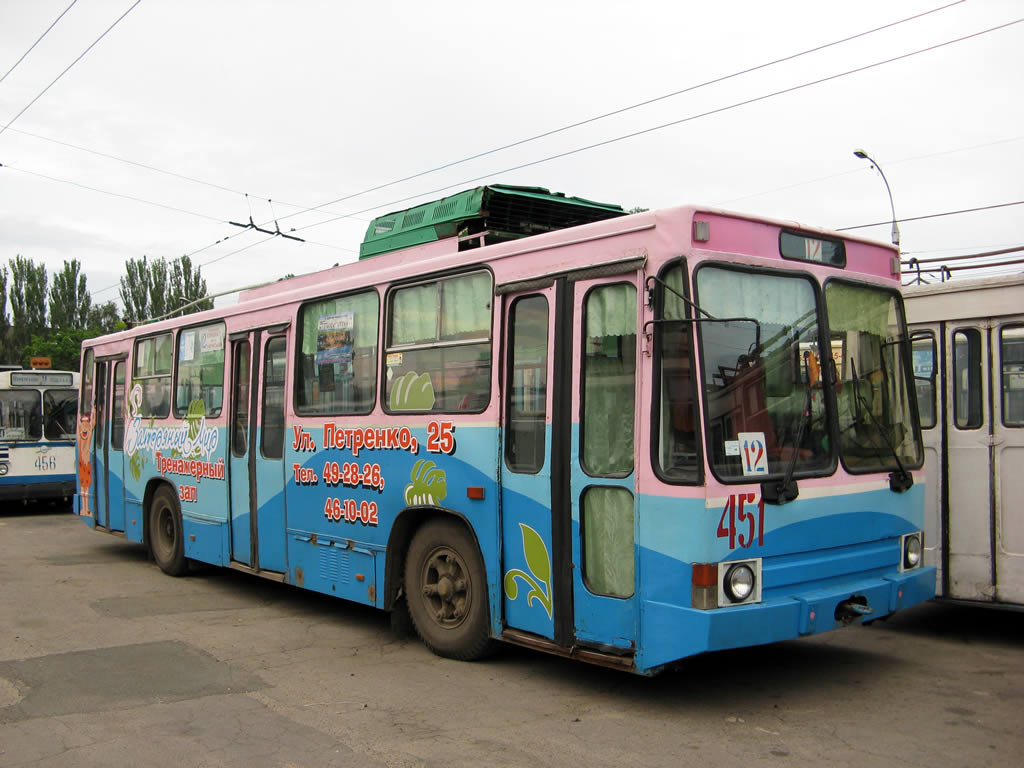 Херсон, ЮМЗ Т1Р (Т2П) № 451