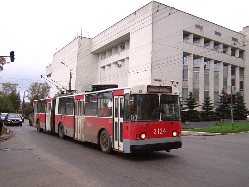 Ижевск, ЗиУ-683В01 № 2124