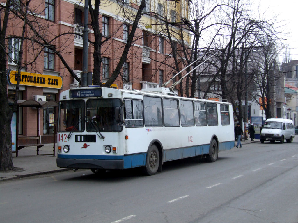 Днепр, ЗиУ-682Г-016 (018) № 1142