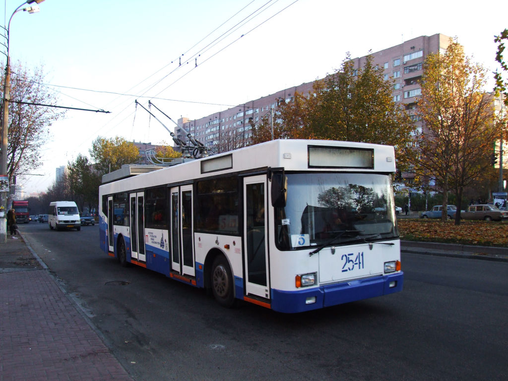 Днепр, YMZ E186 № 2541