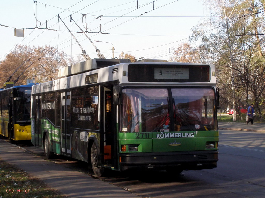 Киев, MAZ-103T № 2711