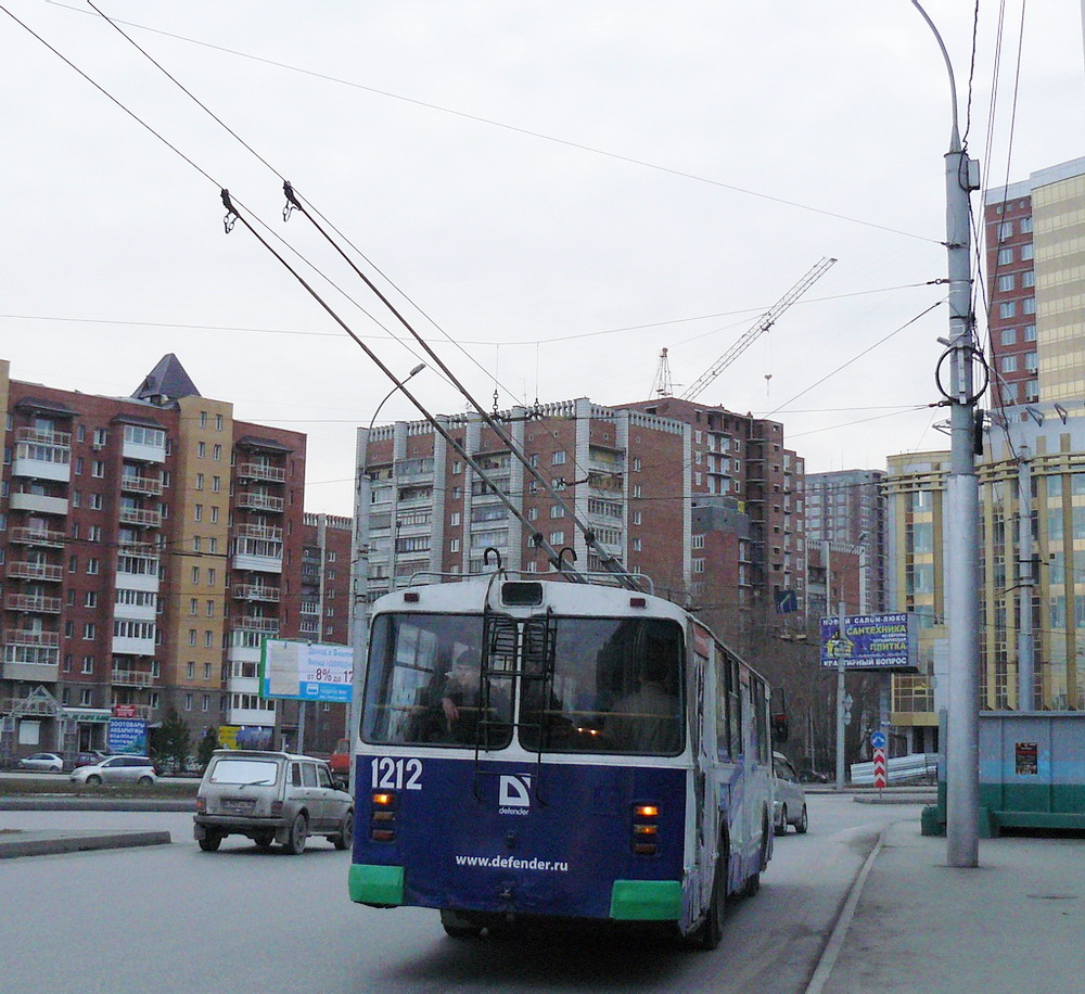 Новосибирск, ЗиУ-682В № 1212