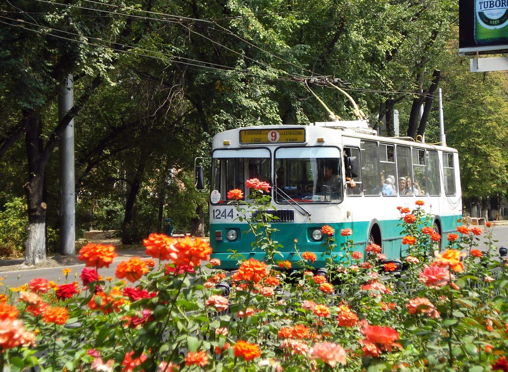 Алматы, ЗиУ-682Г-016  [Г0М] № 1244