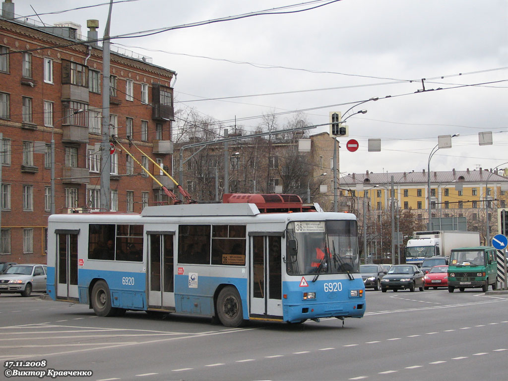 Moskva, BTZ-52761R Br. 6920