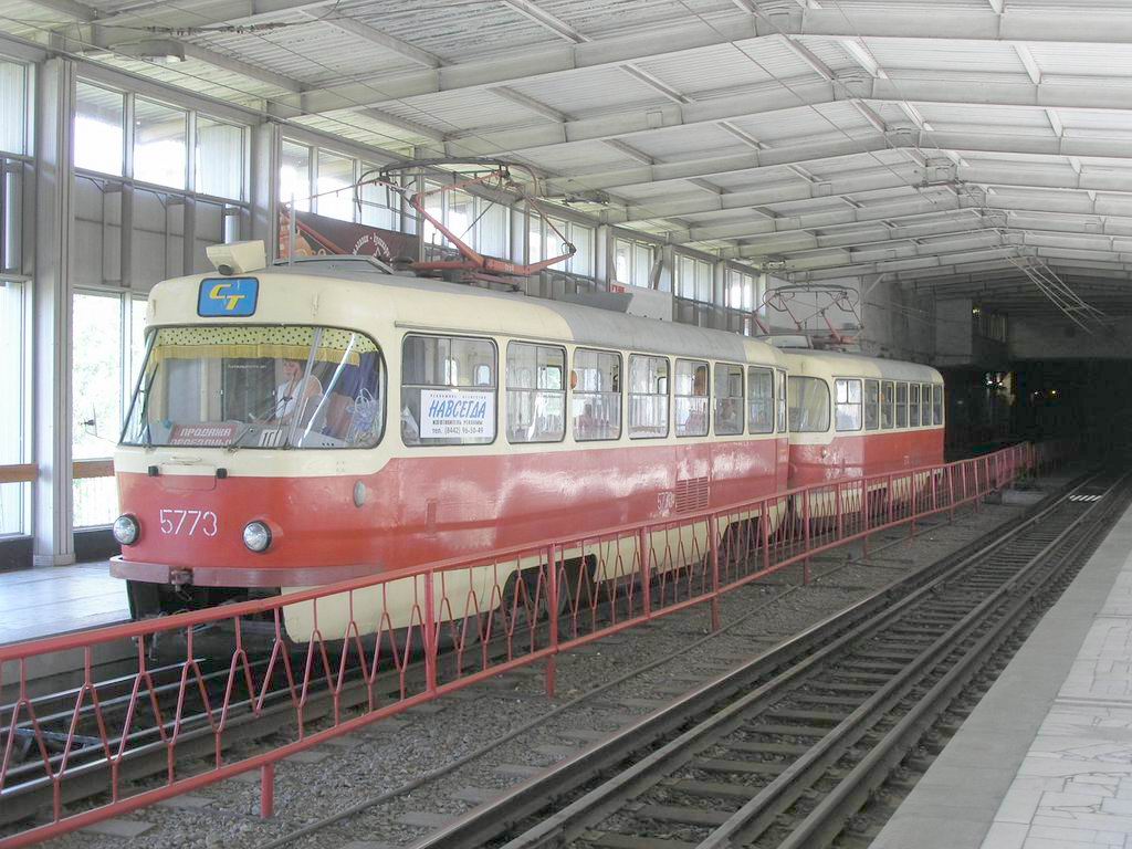 Volgogradas, Tatra T3SU nr. 5773; Volgogradas, Tatra T3SU nr. 5774; Volgogradas — Tram lines: [5] Fifth depot — Tram rapid transit