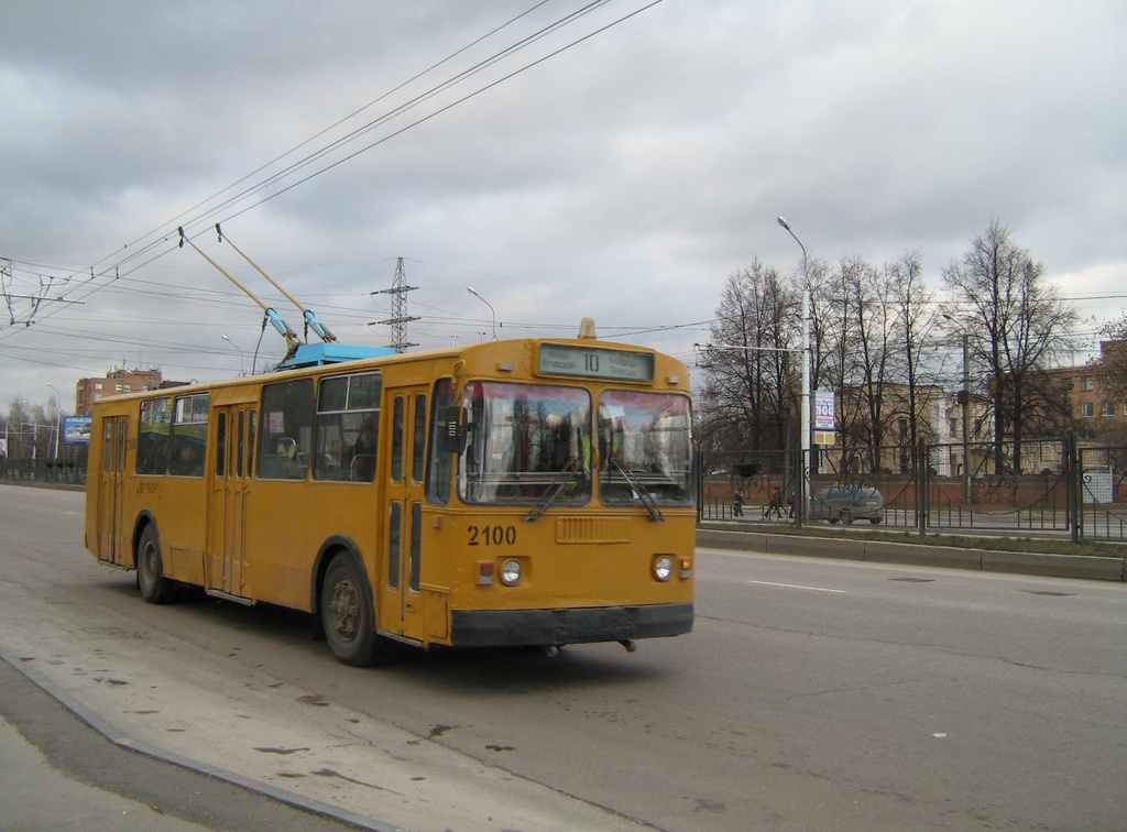 拉占, ZiU-682G [G00] # 2100