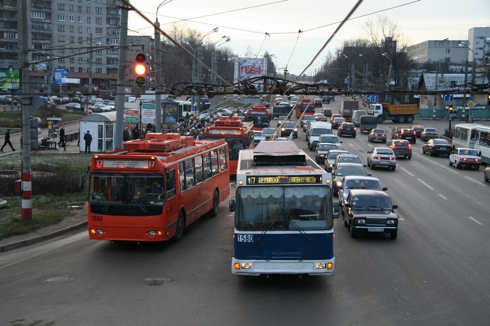 Nizhny Novgorod, ZiU-682G-016.03 № 1688; Nizhny Novgorod, SNT-2 № 1580