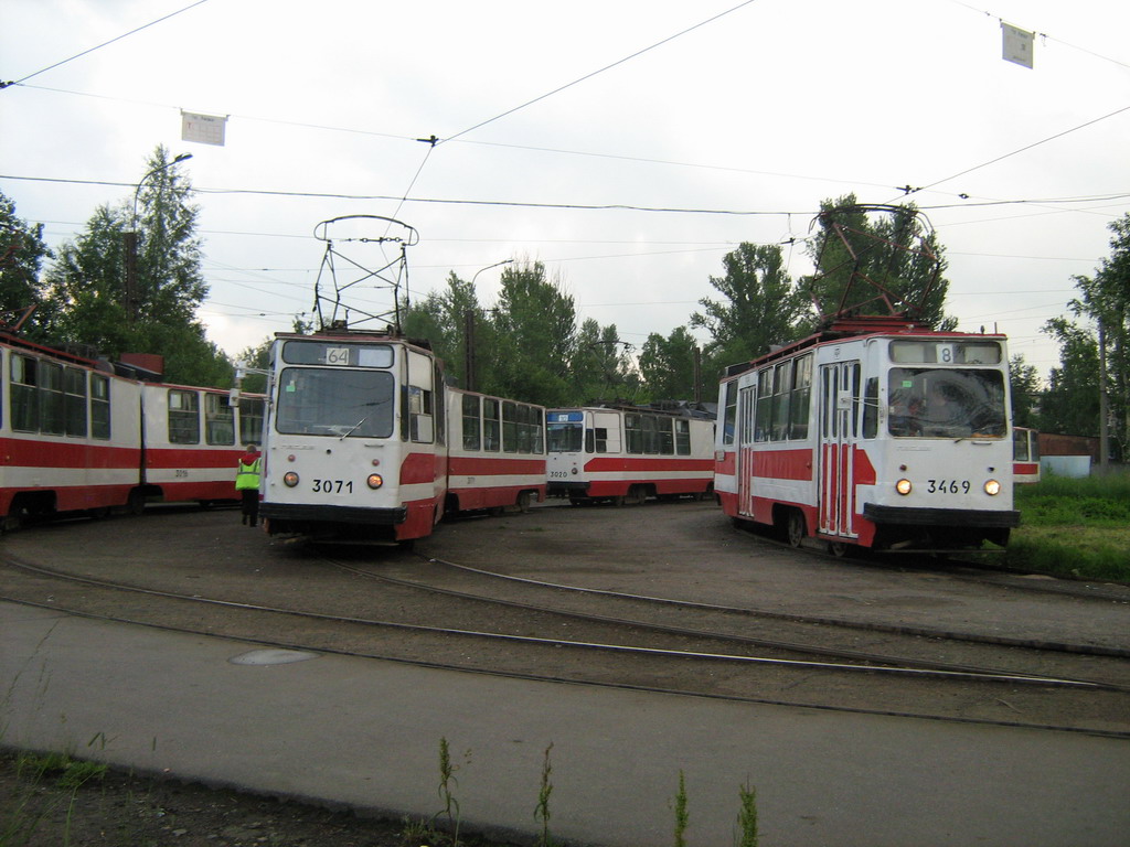 Санкт-Петербург, ЛВС-86К № 3071; Санкт-Петербург, ЛВС-86К № 3469; Санкт-Петербург — Конечные станции и разворотные кольца