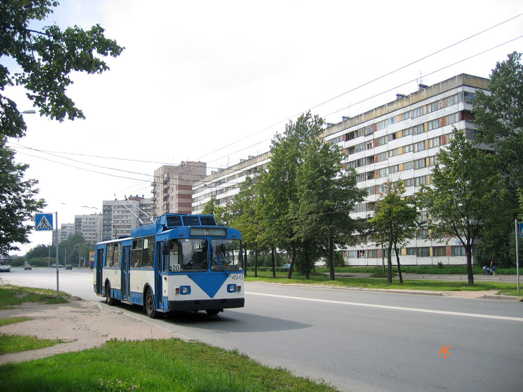 Санкт-Петербург, БТЗ-52011 № 4943