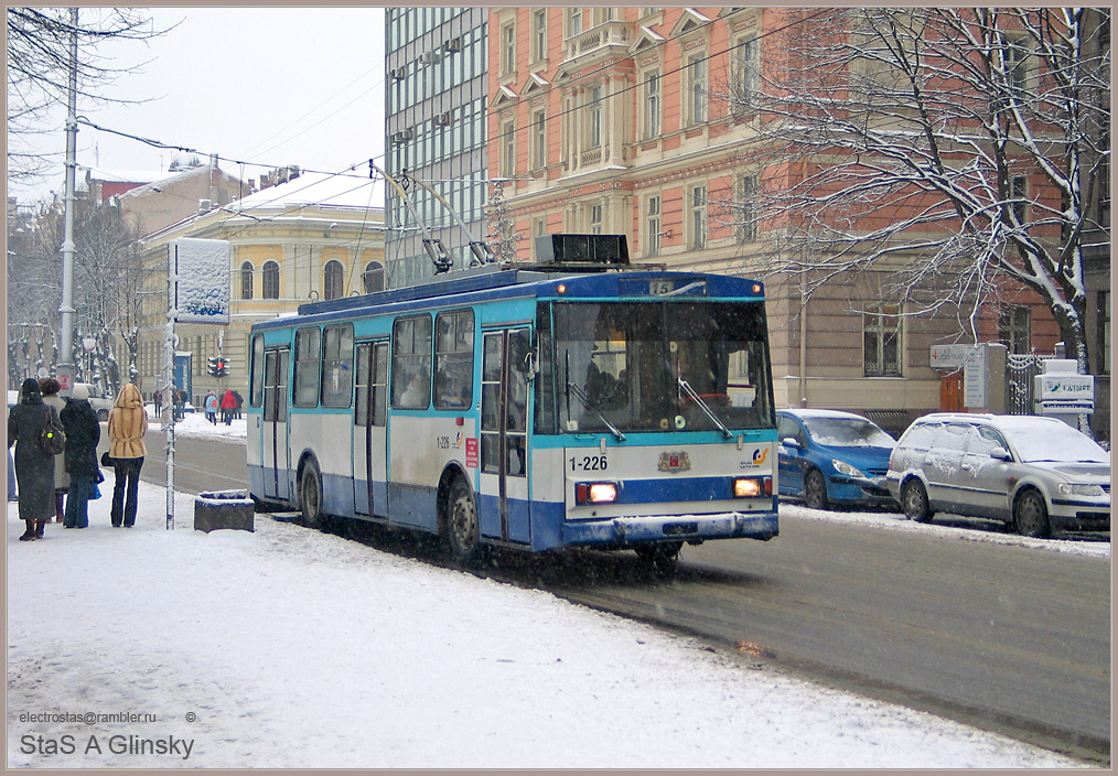 Рига, Škoda 14Tr02/6 № 1-226