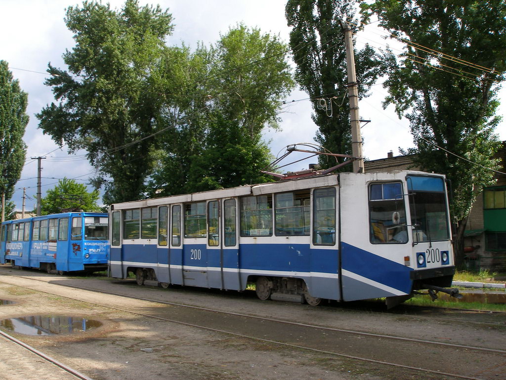 Луганск, 71-608К № 200